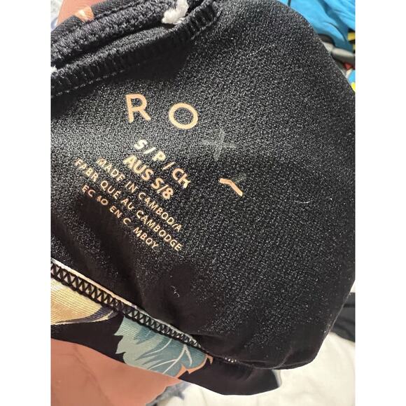 Roxy Women's Navy Birds of Paradise Triangle Bikini Swim Top Size S - Picture 4 of 4